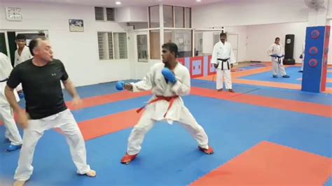 Karate Techniques Distance Kumite Training - YouTube