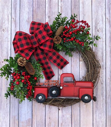 Rustic Farmhouse Style Christmas Wreath For The Front Door