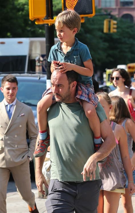 Dave Matthews Out With His Kids In NYC | Celeb Baby Laundry