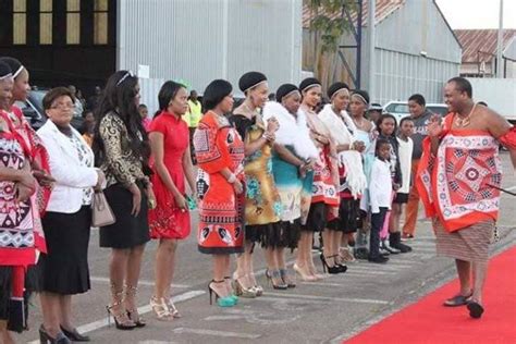 MONEY TALKS: Swazi King Mswati buys his 15 wives a Rolls Royce each