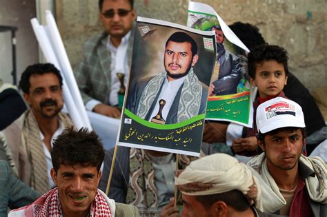 Yemen's Houthis claim control of Saudi territory: Report | Middle East Eye