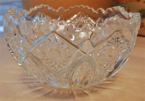 Vintage L.E. Smith Crystal Glass Heritage Line Quintec Pattern | Etsy | Crystals, Vintage ...