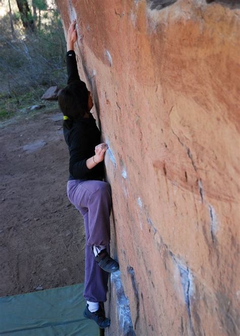 Easter Bouldering at Albarracin - Climbing