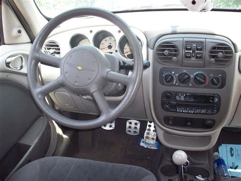 2002 Chrysler PT Cruiser - Interior Pictures - CarGurus