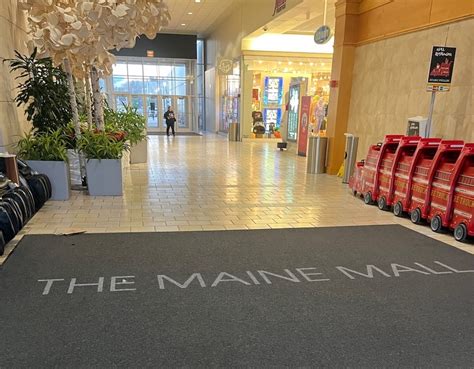 Shopping at the Maine Mall in South Portland