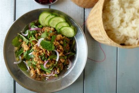 Lao Spicy Minced Chicken Salad (Larb Gai) - Kuali