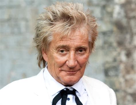 10 Best Rod Stewart Songs of All Time - Singersroom.com