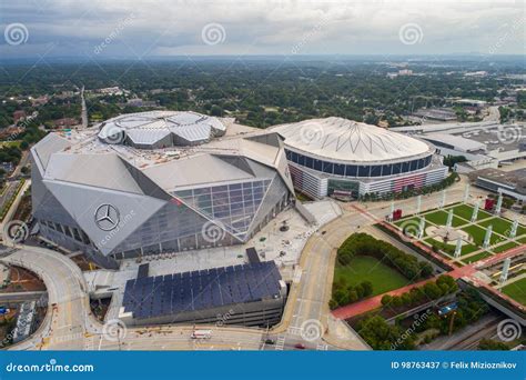 Luchtbeeld Atlanta Georgia Dome En Mercedes Benz Stadium Redactionele ...