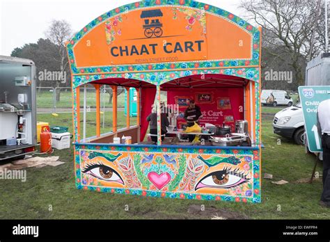 Chaat Cart Indian Street Food Seller Stall Lunch Stock Photo - Alamy