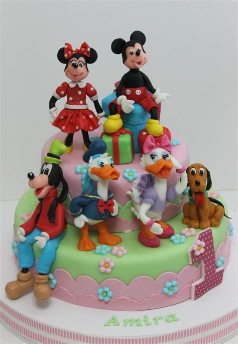 Pin by Sofia Silva on Cakes | Mickey cakes, Disney cakes, Friends cake