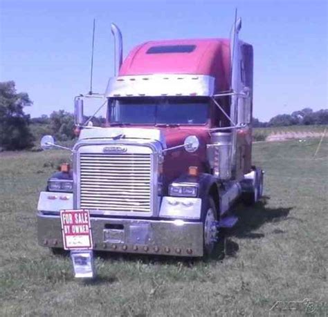 Freightliner FLC 120 (1999) : Sleeper Semi Trucks