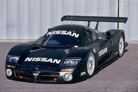 Remarkable Cars: Nissan R390 GT1 - GTspirit