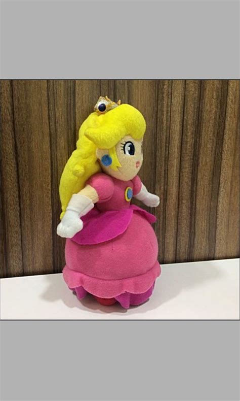 Princess Peach Plush Review