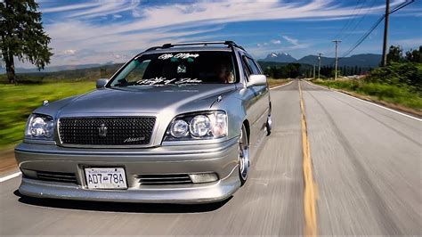 Is This The Rolls Royce of JDM Wagons?! Toyota Crown Athlete Estate ...