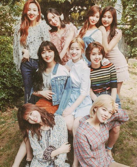 Twice Aesthetic Group Wallpapers - Wallpaper Cave