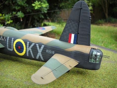 Vickers Wellington 1/48 Scale Model | Wellington bomber, Model airplanes, Model aircraft