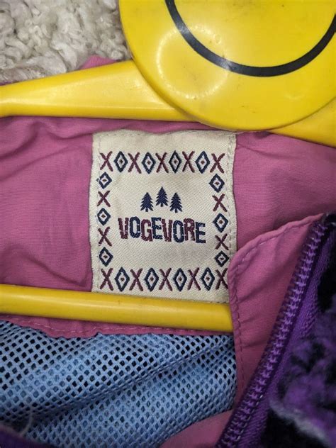 Vogevore Outdoor Full Fleece Sherpa Vest, Men's Fashion, Tops & Sets, Vests on Carousell