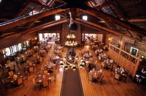 Old Faithful Inn Dining Room (Reservations needed for dinner) - Old ...