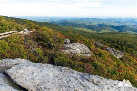 Top fall foliage hikes near Asheville and in the NC Mountains