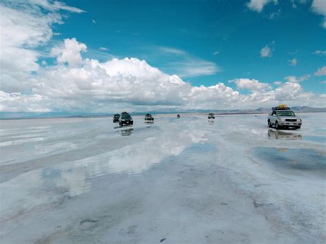 SALAR DE UYUNI - THE BIGGEST NATURAL MIRROR IN THE WORLD - Must See Global