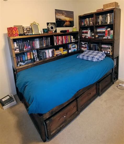 Storage Daybed with Bookshelf Surround | Ana White