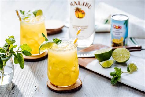 Malibu and Pineapple - Easy Cocktail Recipe - Dole® Sunshine