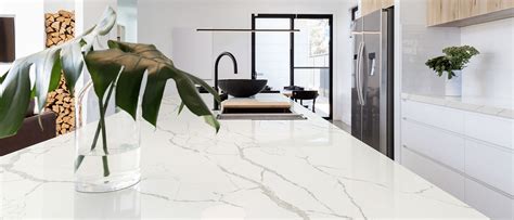 Calacatta Laza MSI Q Quartz countertop slab in Chicago | Granite Selection