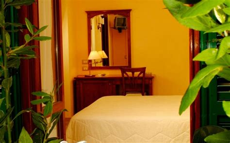 Il Roseto Resort, Sorrento Italy - BED-AND-BREAKFAST Sorrento Coast