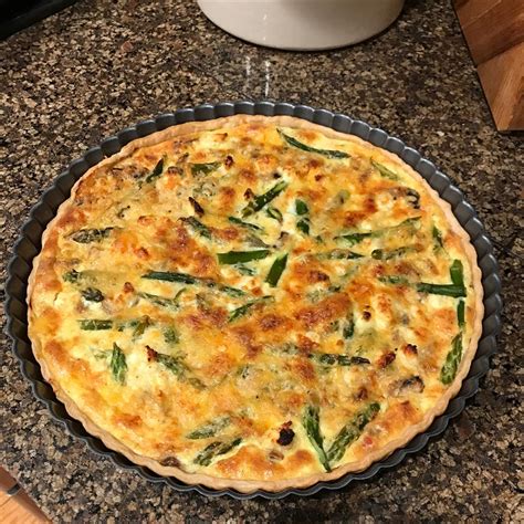 Asparagus and Mushroom Quiche Recipe | Allrecipes