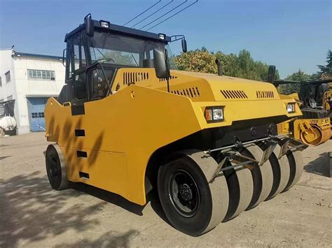 Construction Machinery 10ton Tire Road Roller - China Road Roller and ...