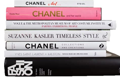 Fashion Books: Discover the Glamour of Chanel