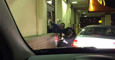 Fight At Minneapolis McDonald's Drive-Thru Caught On Video - CBS Minnesota