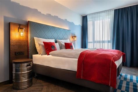 Best Cheap Hotels in Hamburg: Top 3 Budget Hotels