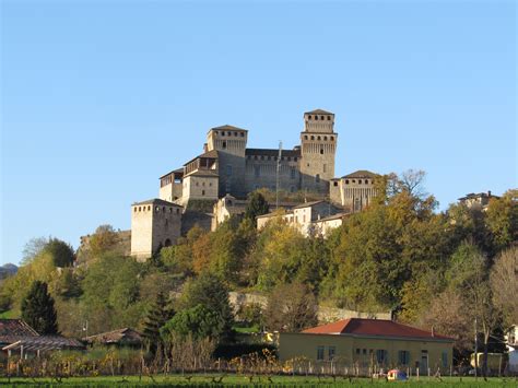 The Castle of Torrechiara | Castle, House styles, Spy technology