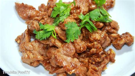 แจกสูตรหมูทอดกระเทียมพริกไทย ที่ทำง่ายๆแต่อร่อยมาก Pork with Garlic - YouTube | เมนูเนื้อหมู ...