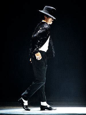 MJ's moonwalk - Michael Jackson's Moonwalk Photo (19848248) - Fanpop