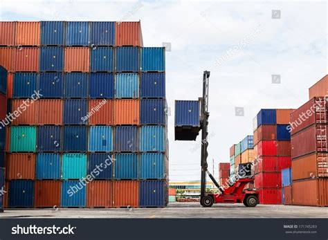 Crane Lifting Container Yard Stock Photo 171745283 | Shutterstock