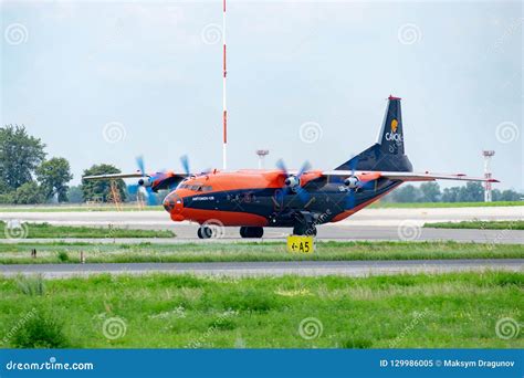 Antonov an-12 cargo plane editorial image. Image of turboprop - 129986005