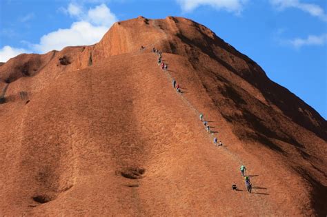 Mountains: Uluru (Ayers Rock), NT, Australia