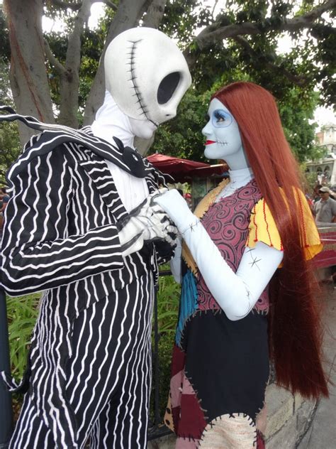 Jack Skellington And Sally Wallpaper - Video: Jack Skellington And Sally Meet-and-greet With ...