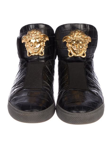 Versace Medusa Leather Sneakers - Shoes - VES41985 | The RealReal