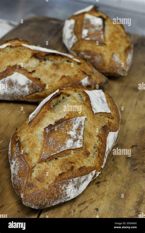 Country style bread Stock Photo - Alamy