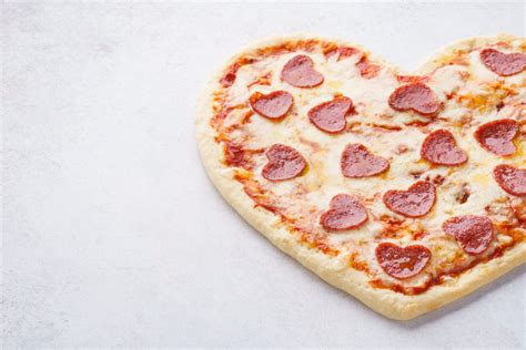 Heart shaped pizza with pepperoni for Valentines day. – Blogilates