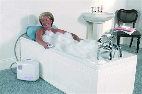 Mangar Inflatable Bathing Cushion | ReliMobility