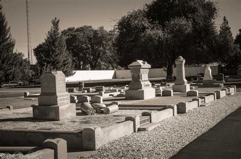 kilgore cemetery 2 (1 of 1) - CalEXPLORnia