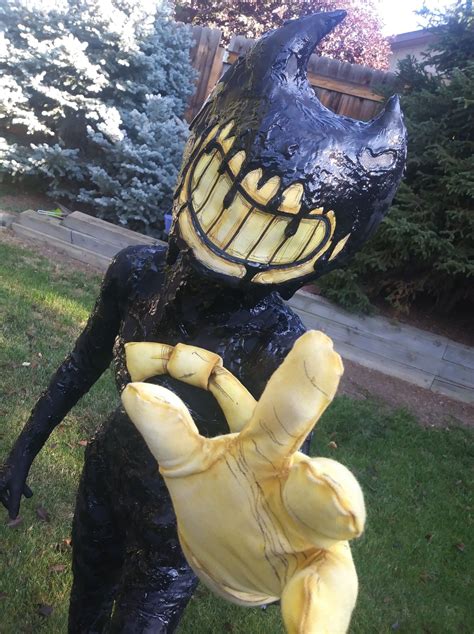 Twitter | Bendy and the ink machine, Fnaf cosplay, Amazing cosplay