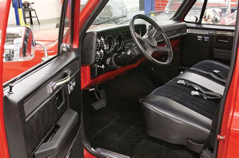 Revamping a 1985 C10 Silverado Interior with LMC Truck - Hot Rod Network