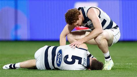 AFL 2023: Jeremy Cameron knocked out by Gary Rohan in accidental ...