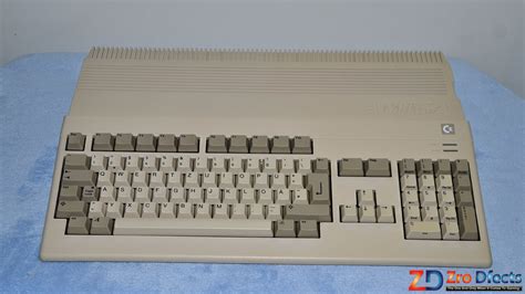 My Amiga 500 European 'QWERTZ' keyboard | Keyboard, Computer keyboard ...