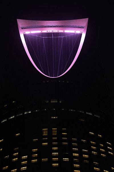 The Sky Bridge offers the opportunity to see Riyadh from the sky | Sky ...